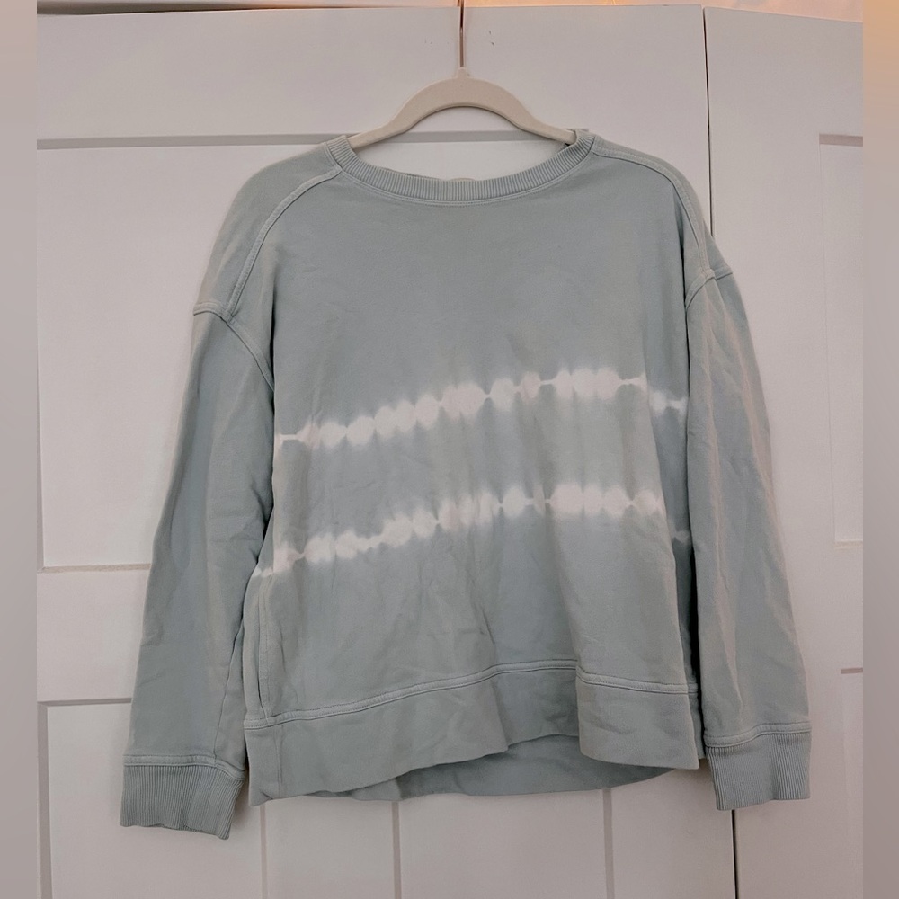 universal thread sweatshirt